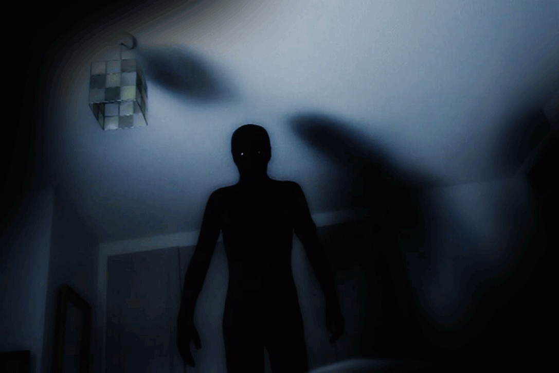 Тень в комнате